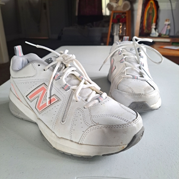 New Balance Shoes - New Balance 608 V5 Sneakers